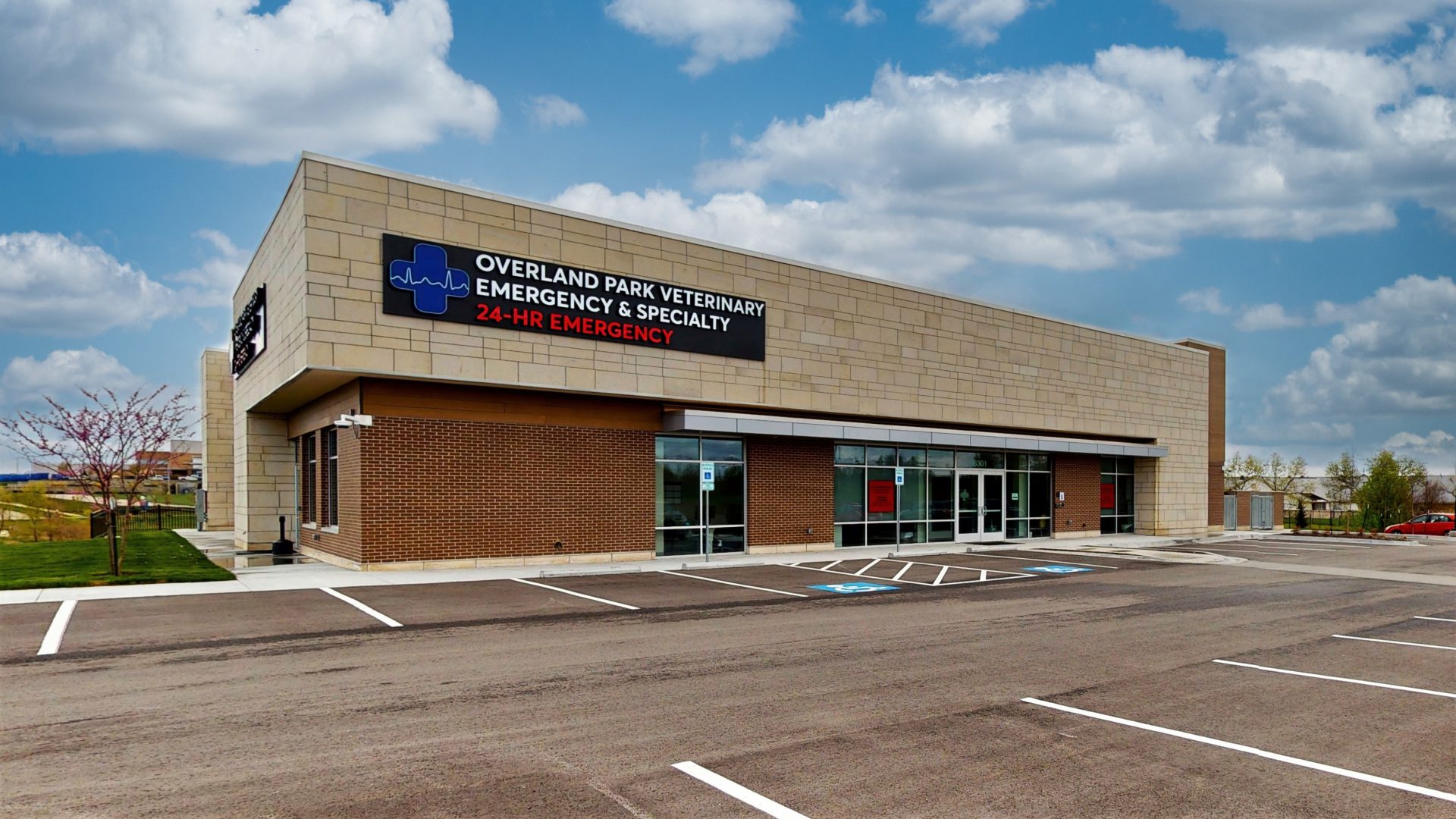 Overland Park Veterinary Emergency and Specialty Google Street View